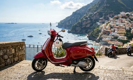 Honda SH Mode 125 for rent in Amalfi Coast